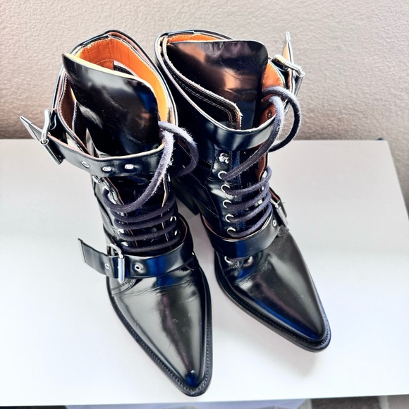 CHLOE RYLEE BOOTS - Picture 2 of 14